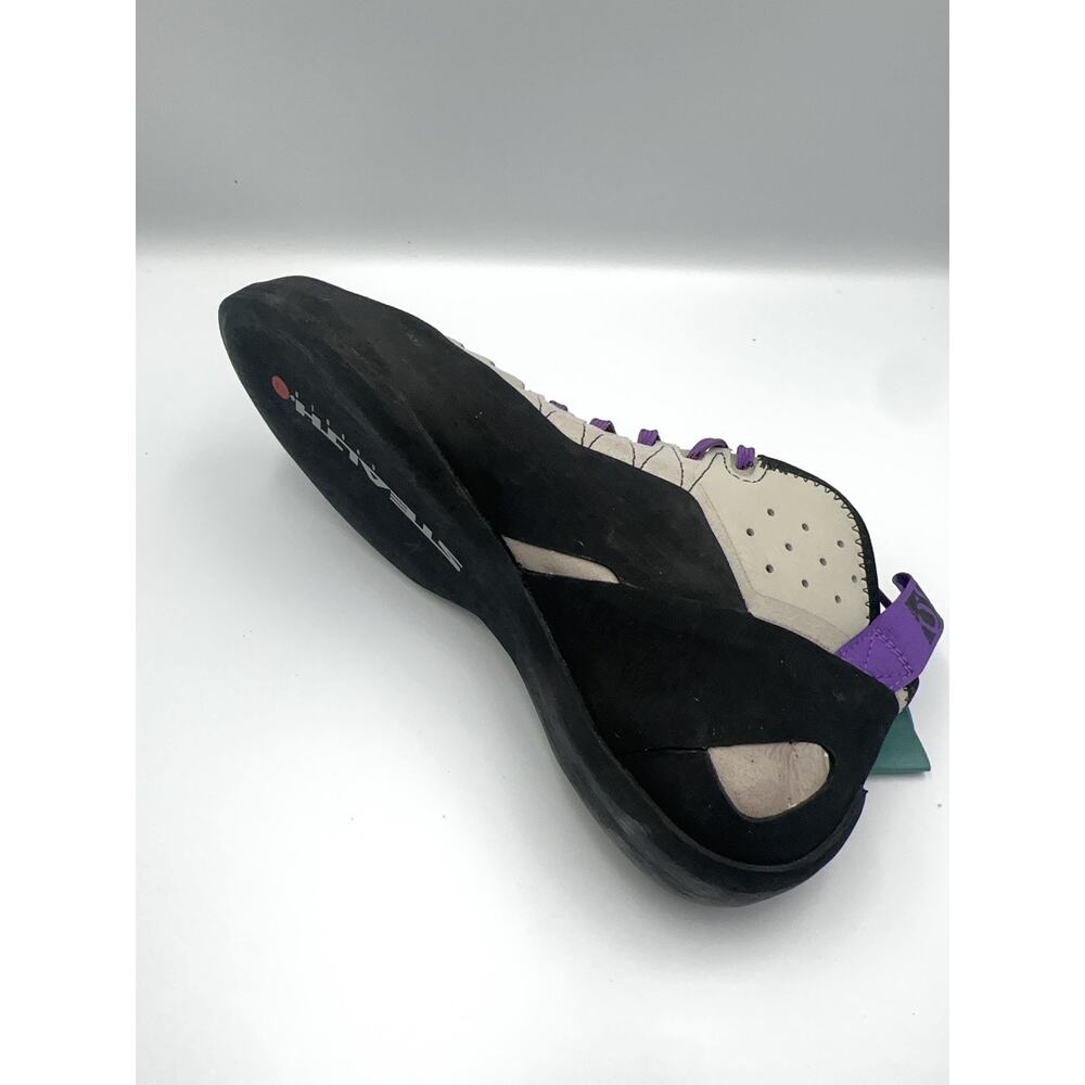 Men 10.5 Adidas Five Ten 5.10 Grandstone Climbing Mountain BC0866 Athletic Shoes - Picture 3 of 5
